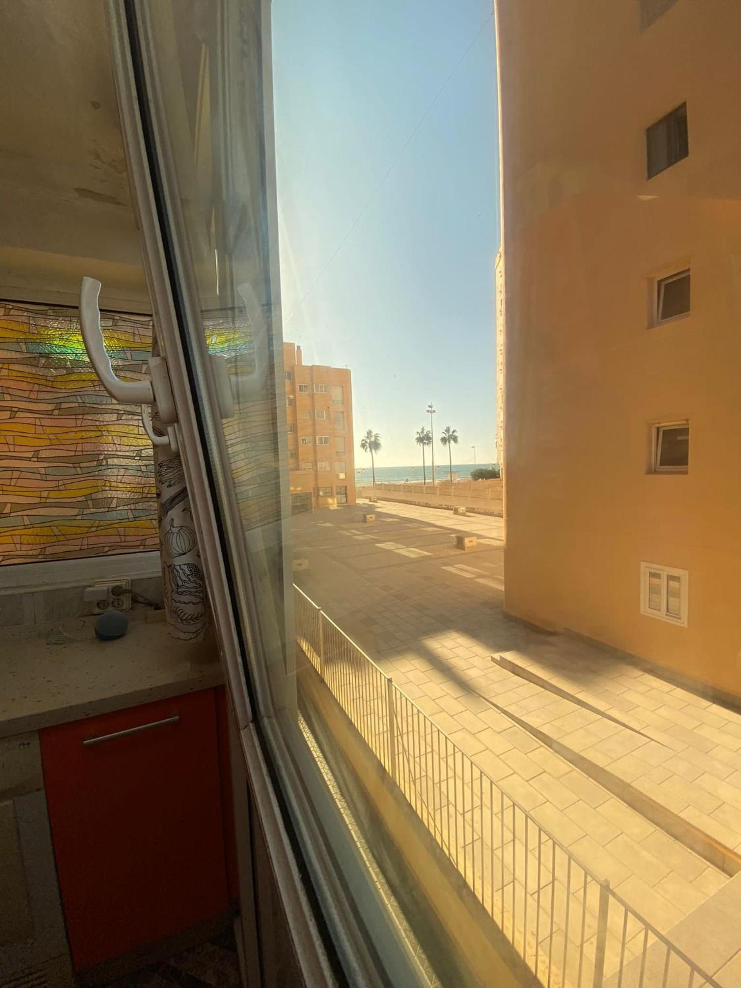 Gatu Dante Playa Victoria Parking Gratuito, 